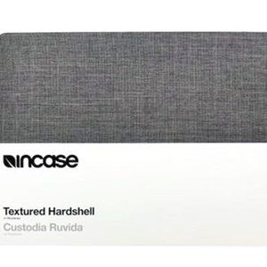 Incase Ash Grey Textured Hardshell in Woolenex for 13-inch MacBook Pro